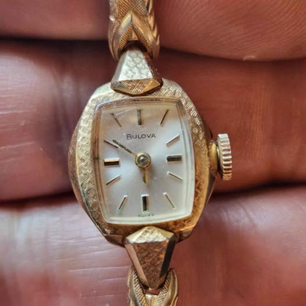 Vintage 1967 Bulova Ladies Watch M7 10K RGP Mechanical Wind Up RUNNING